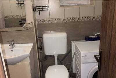 Garsonieră decomandată, mobilată în P-ța Muncii - 2