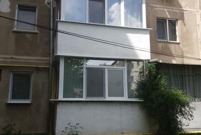 Apartament cu 3 camere decomandat în Central - 2