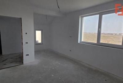 Duplex cu 3 camere cu Teren 340 Mp în Urseni - 10