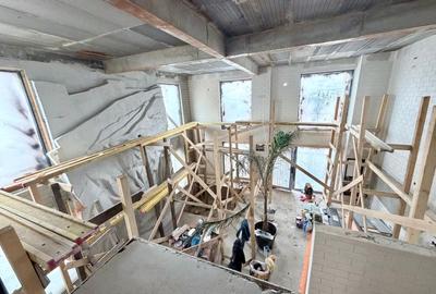 Casă individuală cu 4 camere cu Canalizare în Metalurgiei - 9