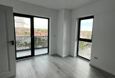 Apartament cu 7 camere decomandat în Nicolina - 5