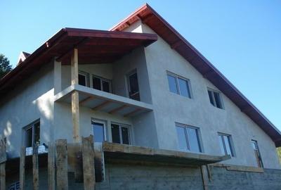 Vecinatate statiunea balneocimaterica Pucioasa, Dambovita vila vanzare la rosu - 2
