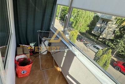 Apartament cu 3 camere decomandat în Traian - 18