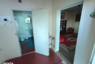 Casă cu 3 camere cu Teren 250 Mp în Central - 7