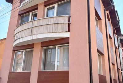 Apartament cu 2 camere decomandat în Central - 9