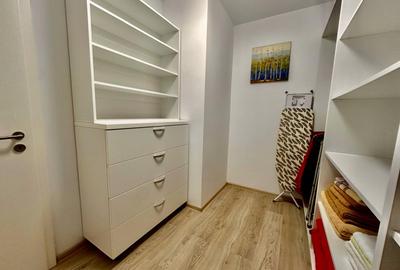 Apartament cu 3 camere decomandat în Tractorul - 8