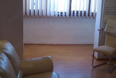 Garsonieră semidecomandată în Central - 1