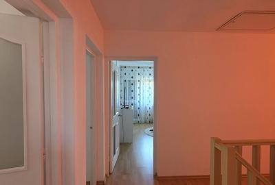 Casă cu 4 camere în Mihail Kogălniceanu - 20