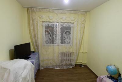 Apartament cu 3 camere decomandat în Gorjului - 4