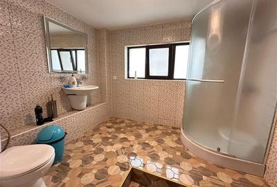 Duplex cu 10 camere cu Canalizare în Eminescu - 16