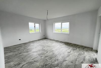 Casă individuală cu 5 camere cu Teren 420 Mp în Est - 3