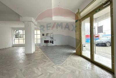 Spațiu comercial, de 186 mp, în Central - 5