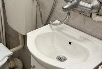 Proprietar paricular aproape la cheie urgent - 3