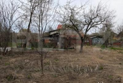 Casă cu 4 camere cu Teren 1100 Mp în Central - 3