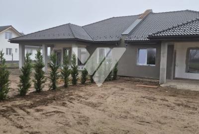 Casa moderna 3 camere si teren 478 mp de vanzare in Cristian Sibiu - 2