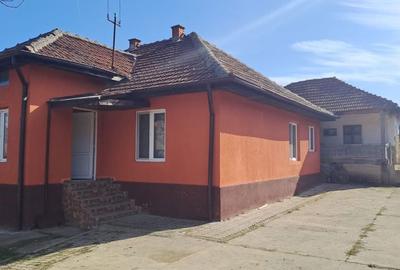 Casă cu 3 camere în Strehaia - 3