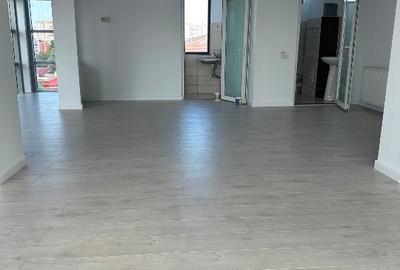 Inchiriez spatiu birouri pe B-dul Mamaia, cladire birouri, 75 mp util si terasa - 6