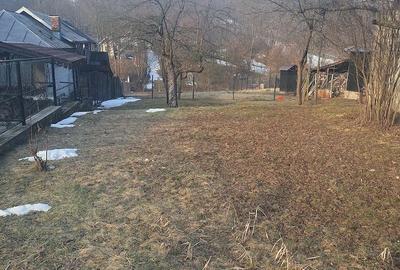 Casă cu Teren 900 Mp în Central - 3