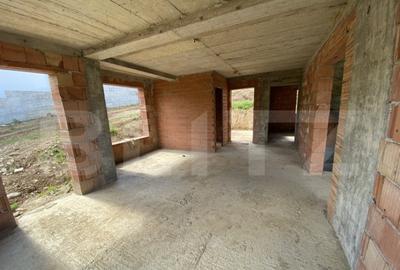 Casa familiala la rosu in suprafat utila de 199 mp si 400 mp - 6