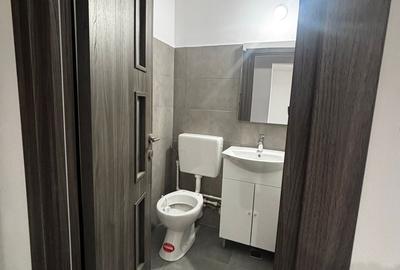 Garsonieră decomandată în Titan - 3