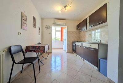 NORD, Bloc 1986, Apartament 2 cam DECOMANDAT, et 2/4 Renovat & MOBILAT - 3