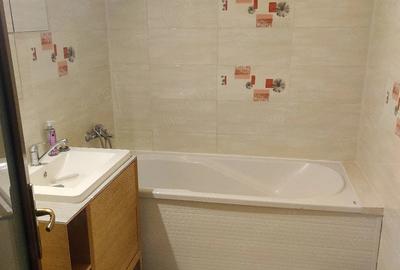 Apartament cu 3 camere decomandat în Micro 2 - 10