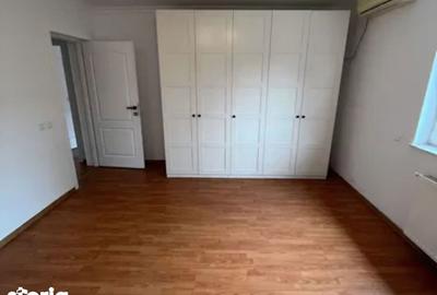Casă cu 3 camere cu Teren 236 Mp în Central - 5