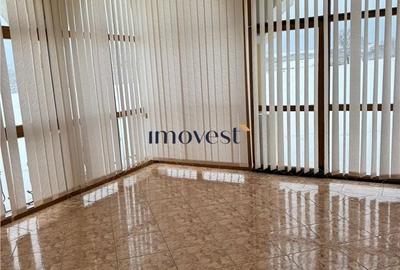 Casă cu 6 camere cu Teren 52000 Mp în Supur - 5