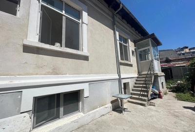 Casă în Plevnei - 2