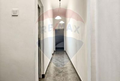 Casă cu 6 camere cu Teren 212 Mp în Dacia - 4