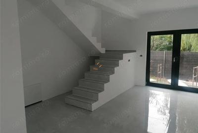 Casă cu Teren 300 Mp în Central
