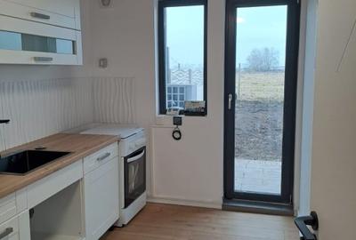 Poprietar inchiriez case 4 camere complet mobilate-utilate Metro2 Torontalului - 2