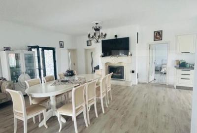 Casă cu 6 camere cu Teren 10000 Mp în Central - 9