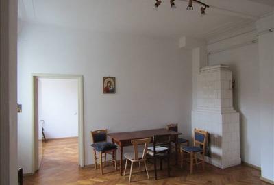 Casa singur in curte, central,  zona Stefan Cel Mare - 3