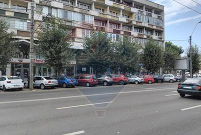 Spa?iu comercial de 346 mp, de vanzare, ultra central, zona McDonald - 3