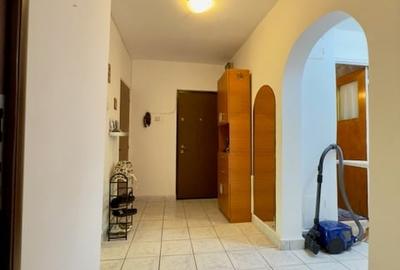 Nerva Traian - Mircea Voda - Timpuri Noi metrou | Apartament 3 Camere | Hol H - 9