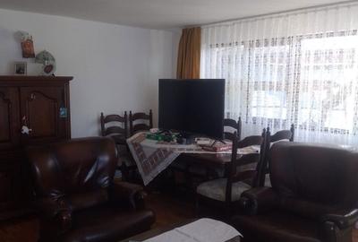 Casă cu 4 camere în Central - 8