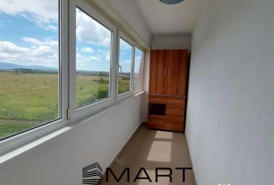 Apartament cu 4 camere decomandat, mobilat în Central - 1