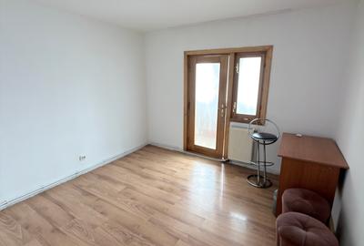Apartament cu 3 camere în Central - 2