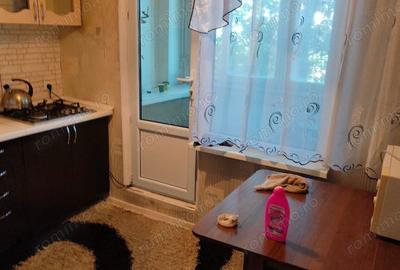 2 camere in zona Giulesti - 3