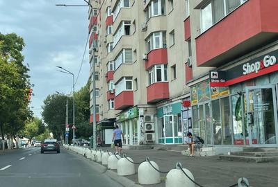 Inchiriez spatii comerciale cu vad stradal si pietonal sector 1/2/3/4/5 - 2