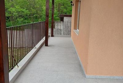 Casă cu Teren 8142 Mp în Oarda - 4