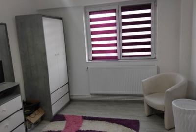 Garsonieră decomandată în Central - 3