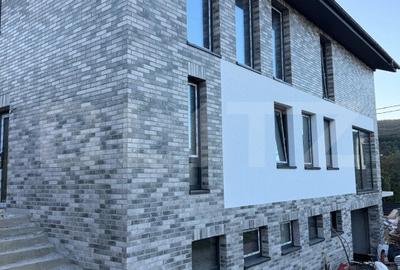 Casă individuală cu 6 camere cu Canalizare în Făget