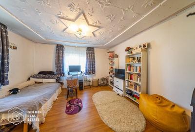 Casa în Curtici cu două corpuri de cladire, teren de 1080mp, comision 0 % - 9