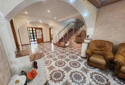 Cladire 600 mp! In Suceava! De ! 0727817187 - 4