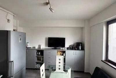 Apartament cu 3 camere decomandat în Berceni - 4