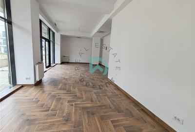 Spațiu comercial, de 64 mp, în Tractorul - 3