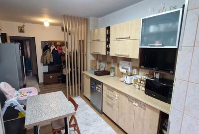 Apartament cu 3 camere decomandat în Apărătorii Patriei - 3