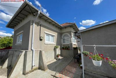 Casă cu 2 camere cu Teren 165 Mp în Babadag